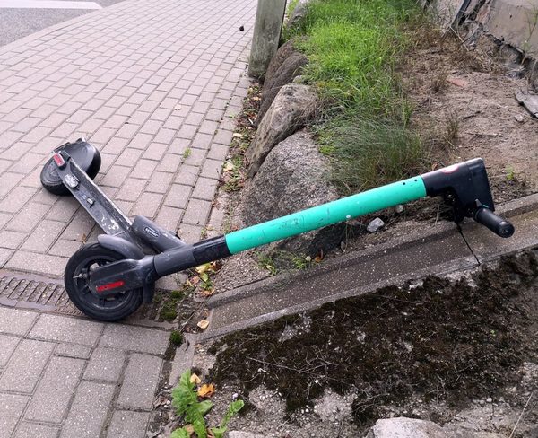 Electric scooter and a Kia car collided